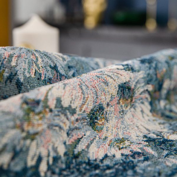Blue Oil Painting Floral Jacquard Tablecloth - Image 5
