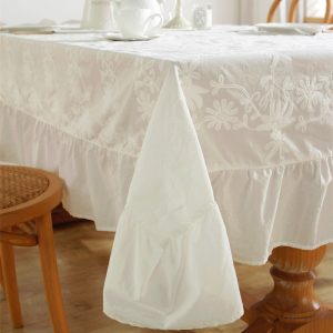 Vintage style embroidered cotton tablecloth for weddings and gatherings