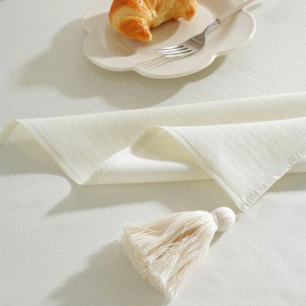 Wipeable and washable reusable table cover in Nordic minimalist style