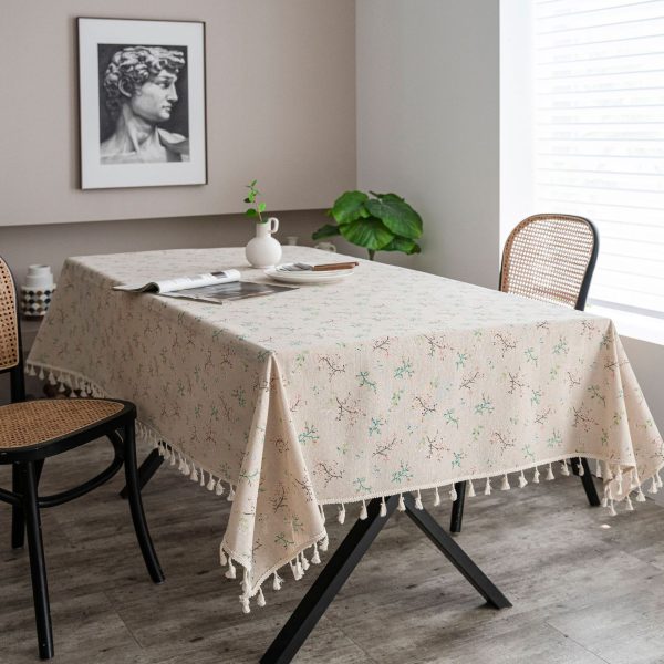Cotton-linen farmhouse tablecloth with small flowers and fringe