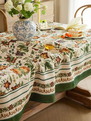 floral-table-cloth